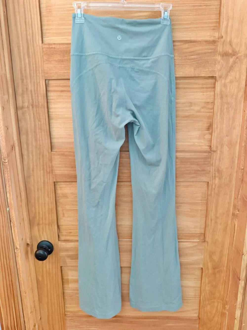 Lululemon Groove Super-High-Rise Flared Pant Nulu Green Palm Court size 6